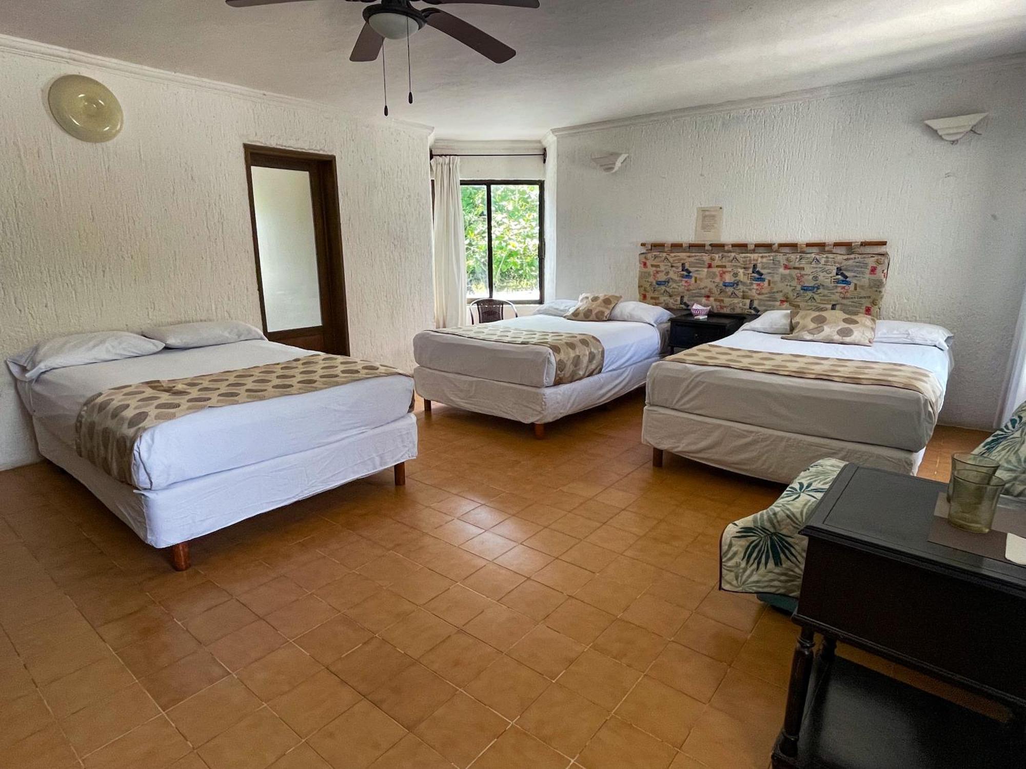 Casa Luna Family & Friends Bed and breakfast Cancún