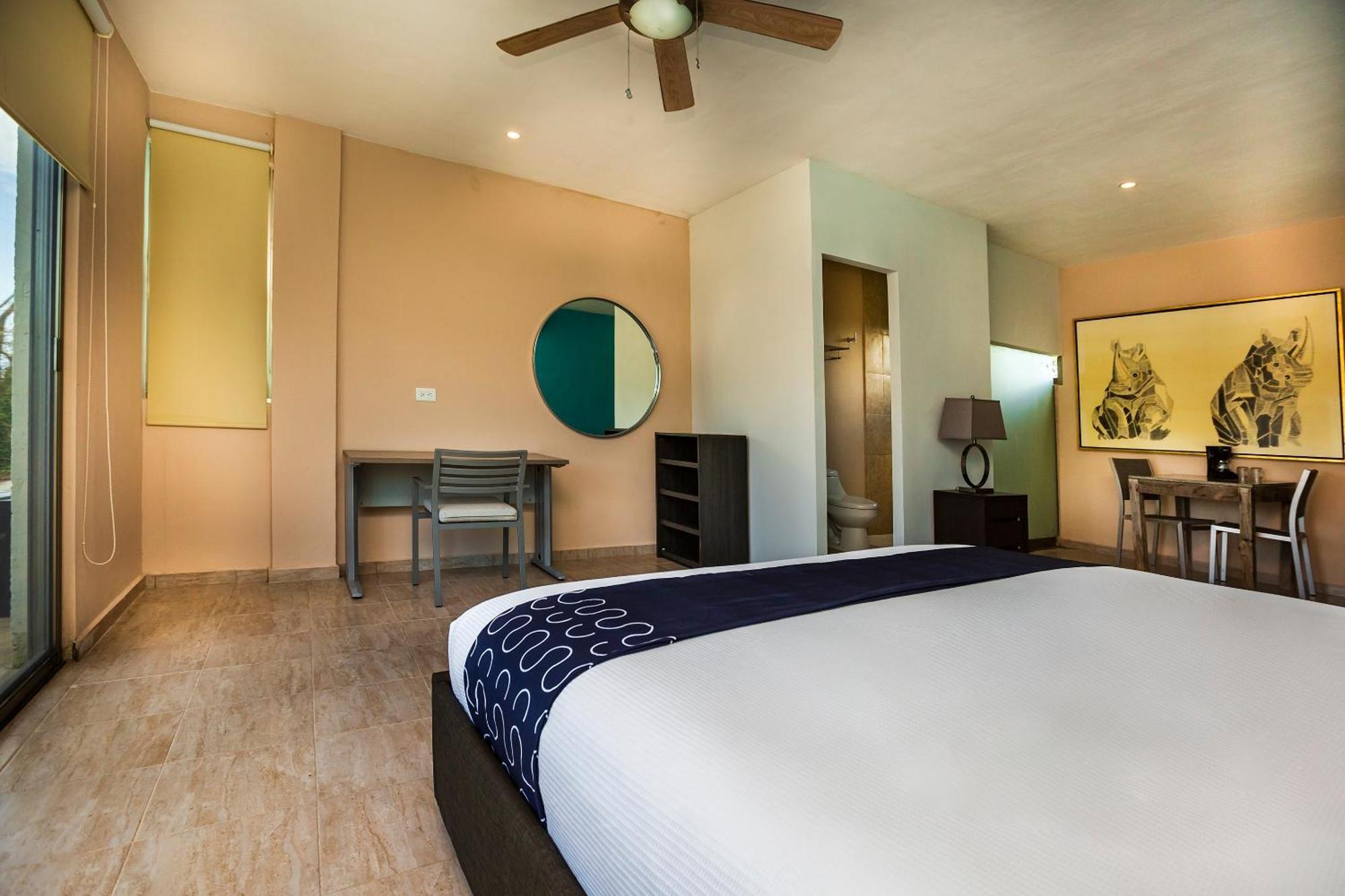 Hotel Capital O International Airport 24 7 Cancún