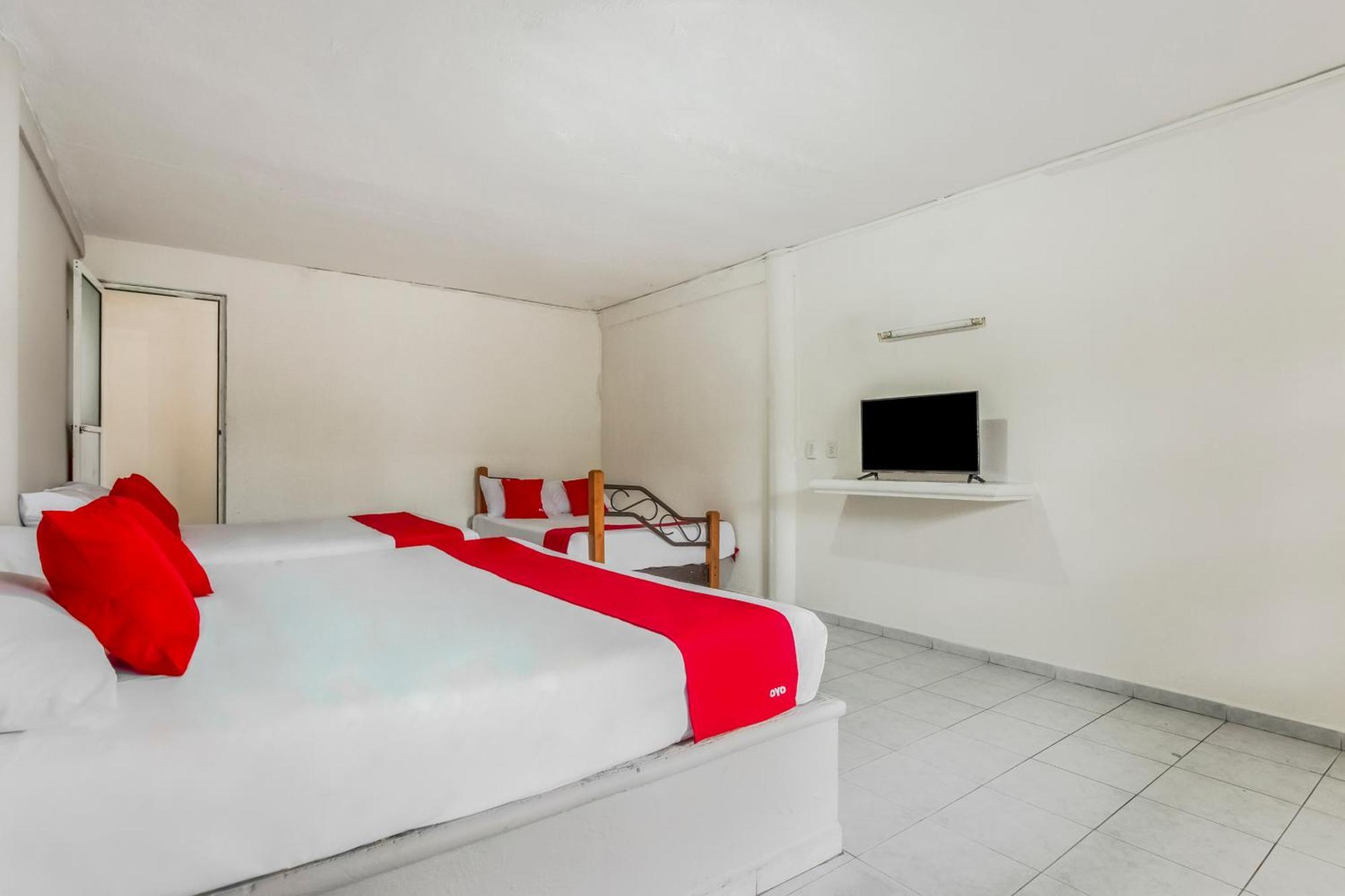 Oyo Jaguar Cancún