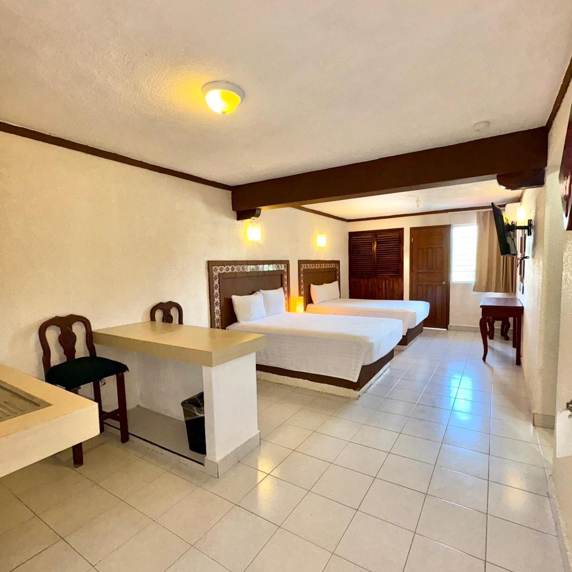 Center Hotel Cancún