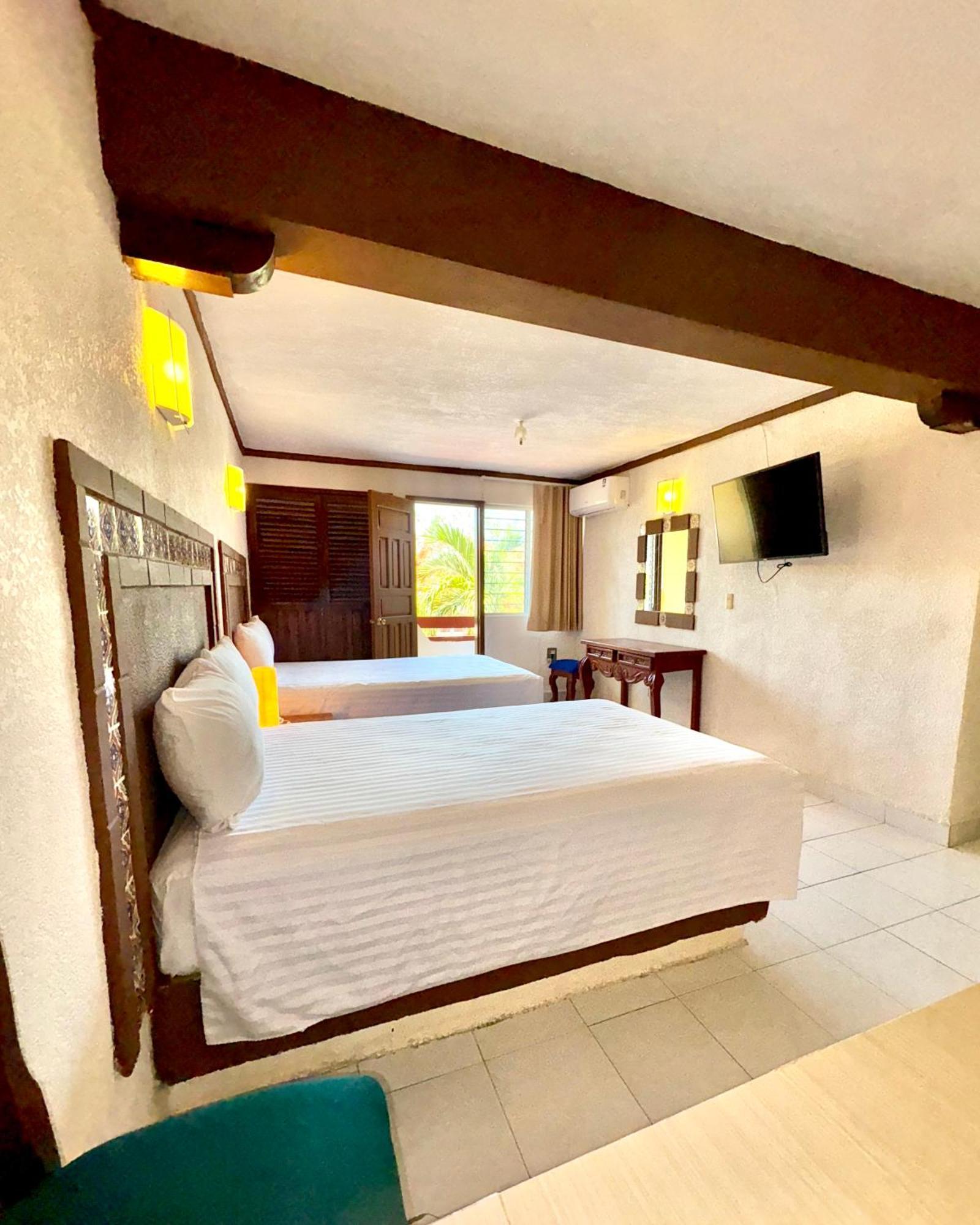 Center 3* Cancún