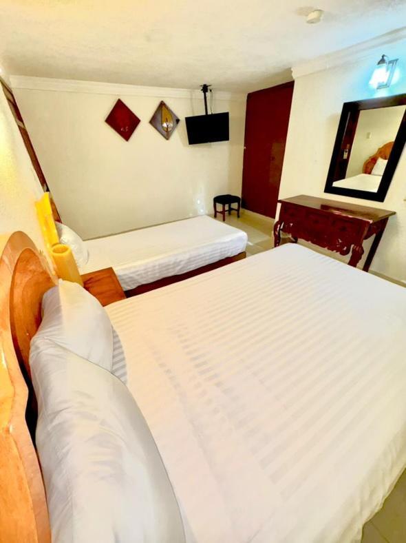 Hotel Center