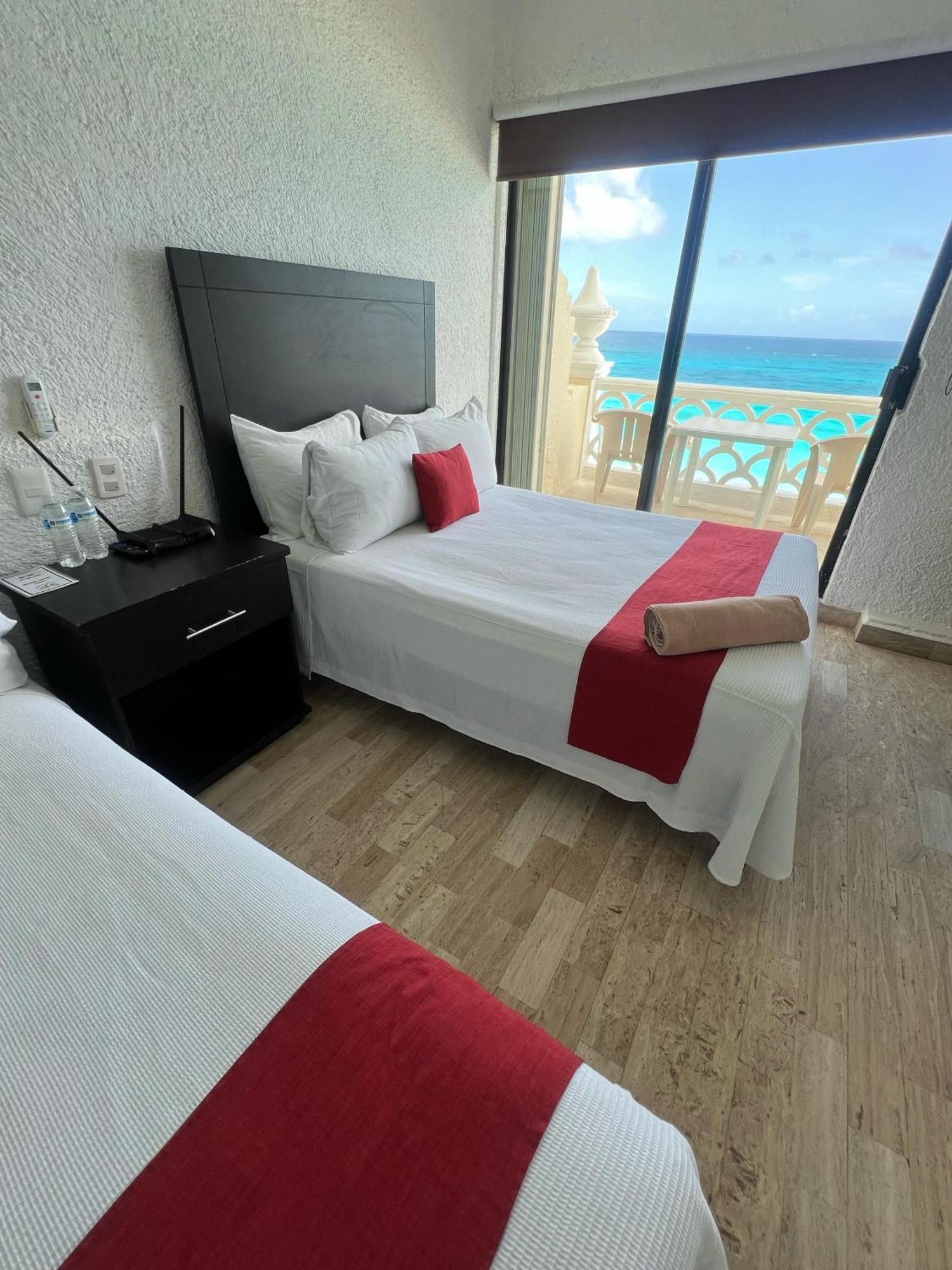 “magic Sunrise At Cancun” Apartahotel
