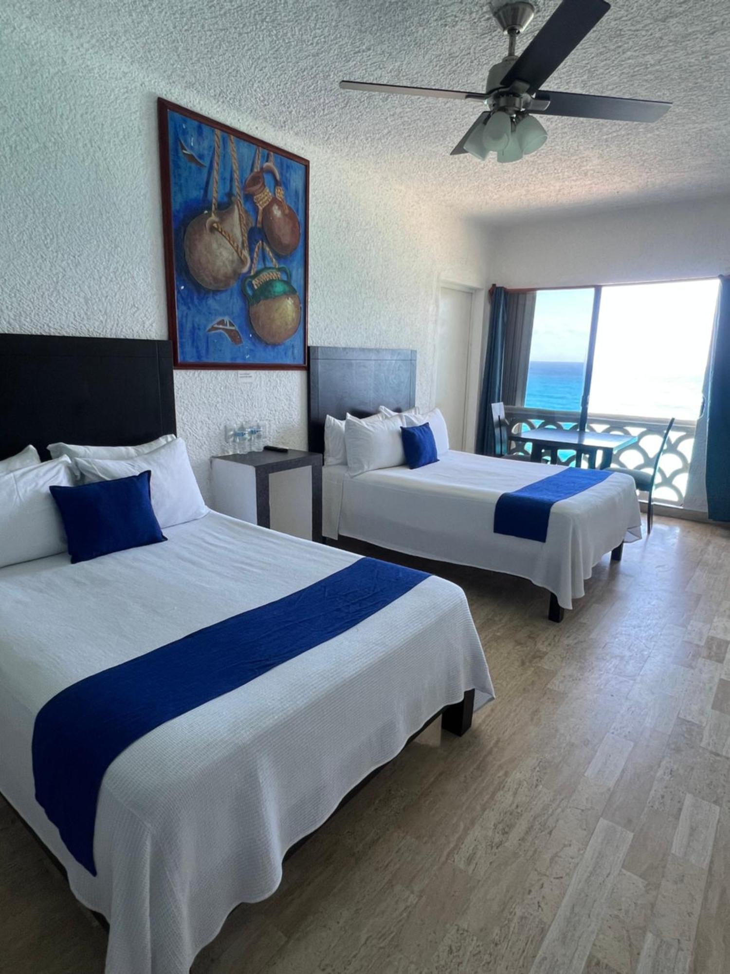 “magic Sunrise At Cancun” Cancún