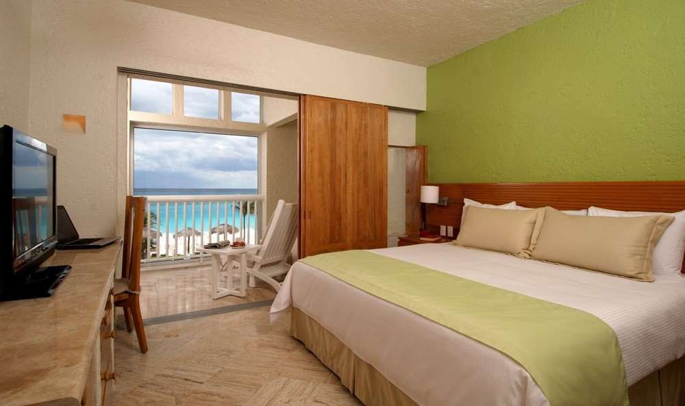 Club Regina Hotel 3*