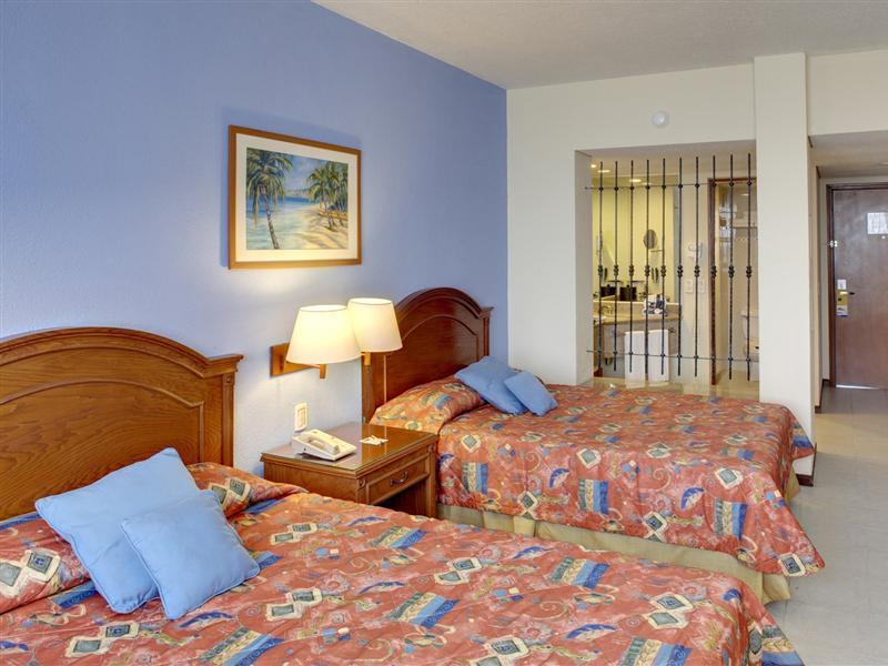 Occidental Tucancún - 4*
