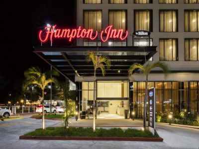 Hotel Hampton By Hilton Cumbres