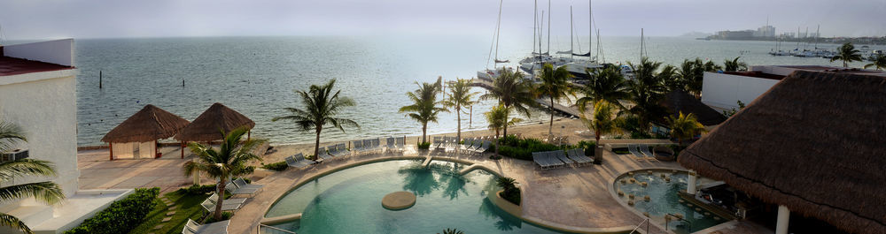 Resort Bay 4*