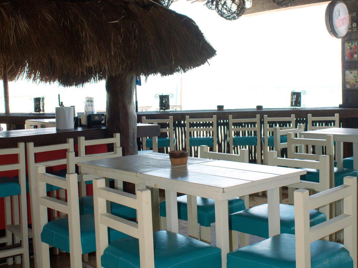 Hotel La Palma Beachfront & Club Nautico 4*