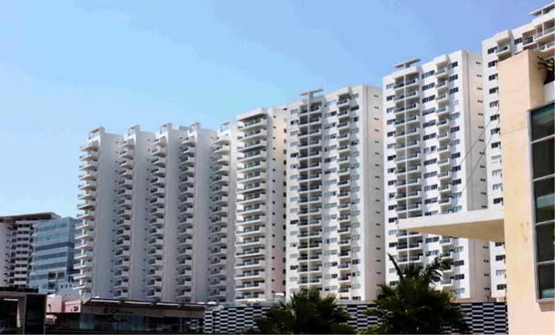Barcelona Tower Cancún