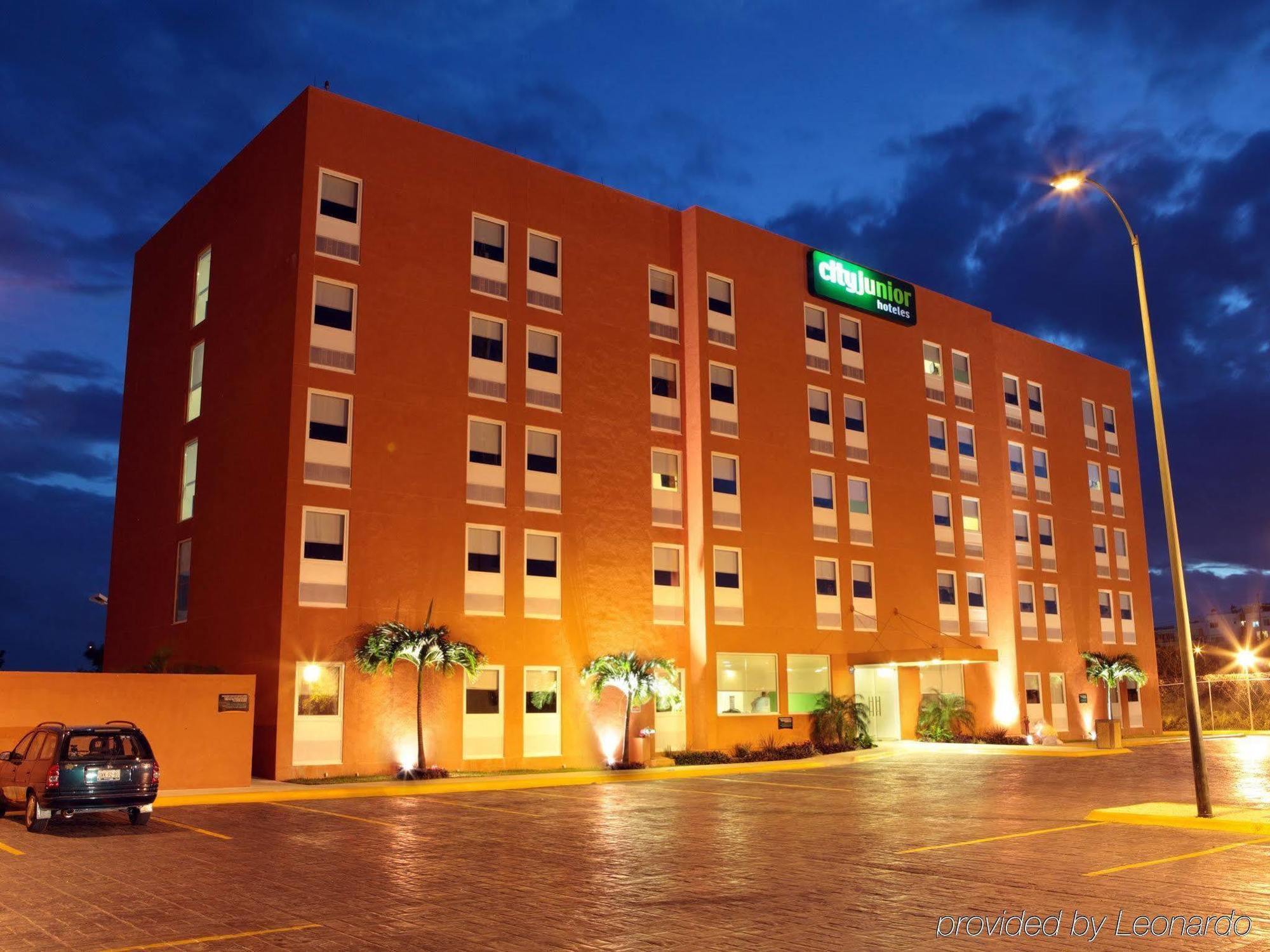 Express By Marriott Hotel 4*