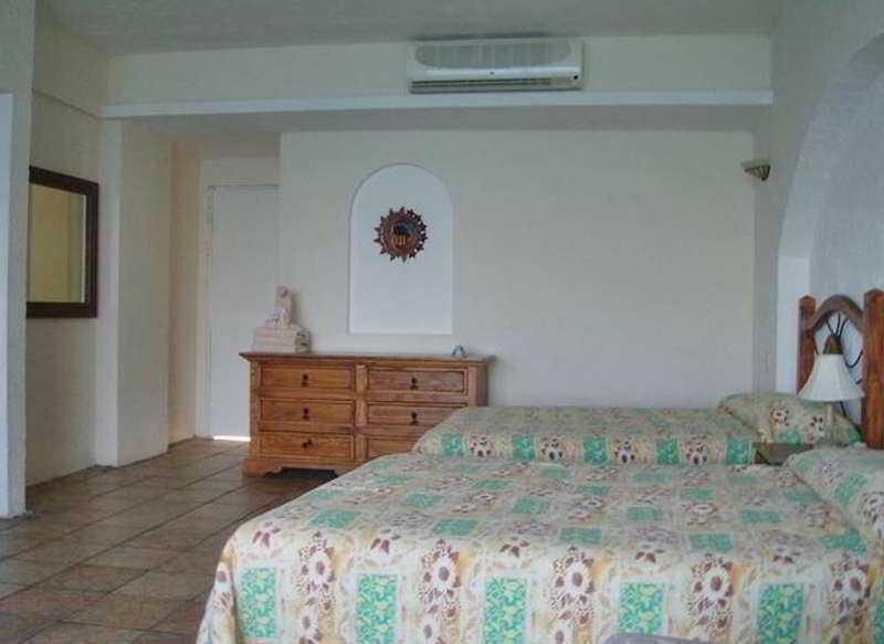 Girasol Hotel 3*