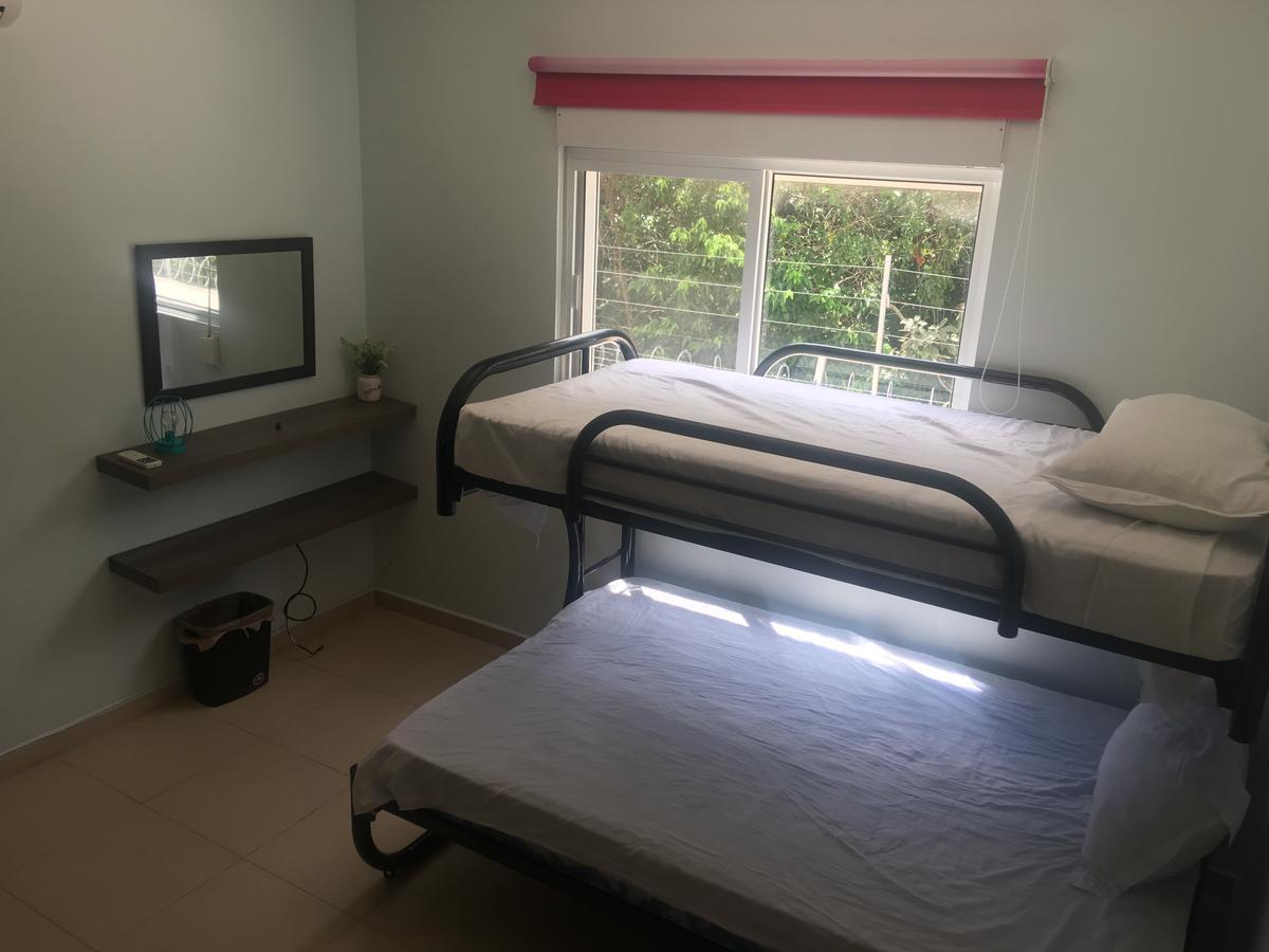 Casa De Flores Guest house *