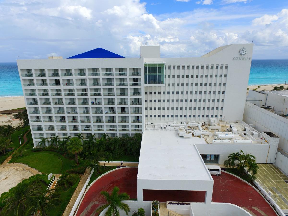 Sunset Royal Cancun