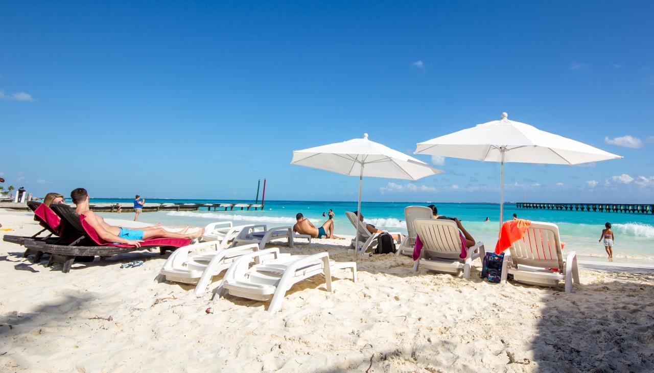La Palma Beachfront & Club Nautico Cancún