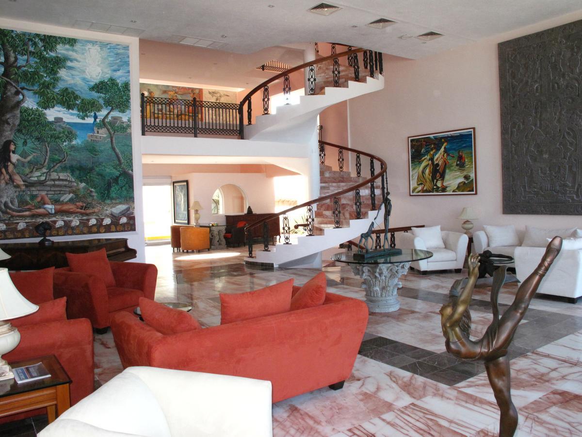 Grand Turquesa Hotel