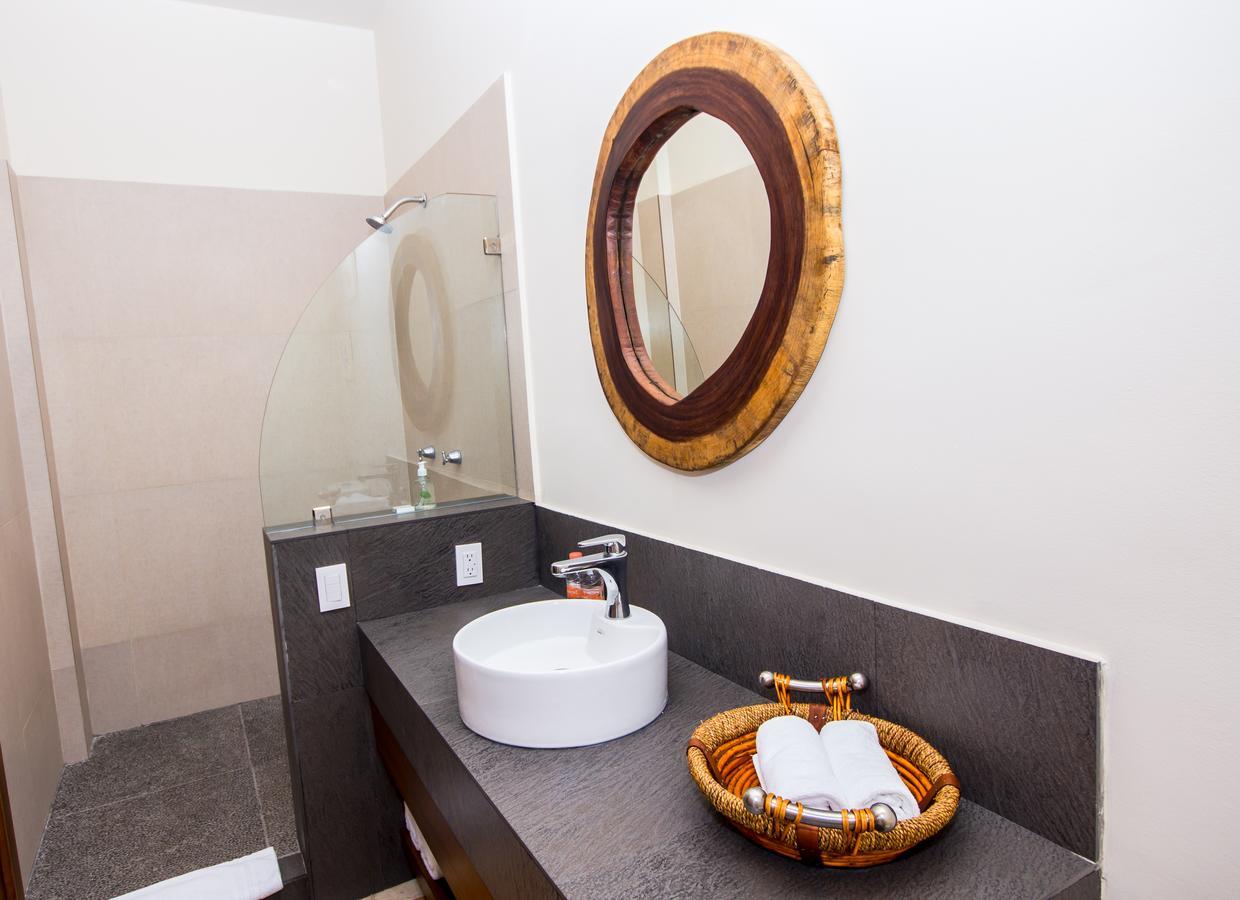 Hotel La Palma Beachfront & Club Nautico