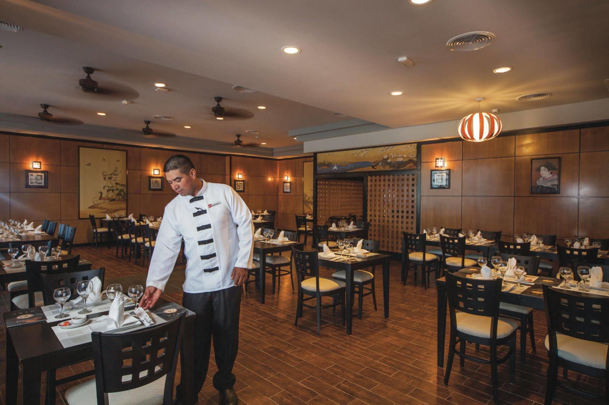 Hotel Riu (adults Only) Cancún