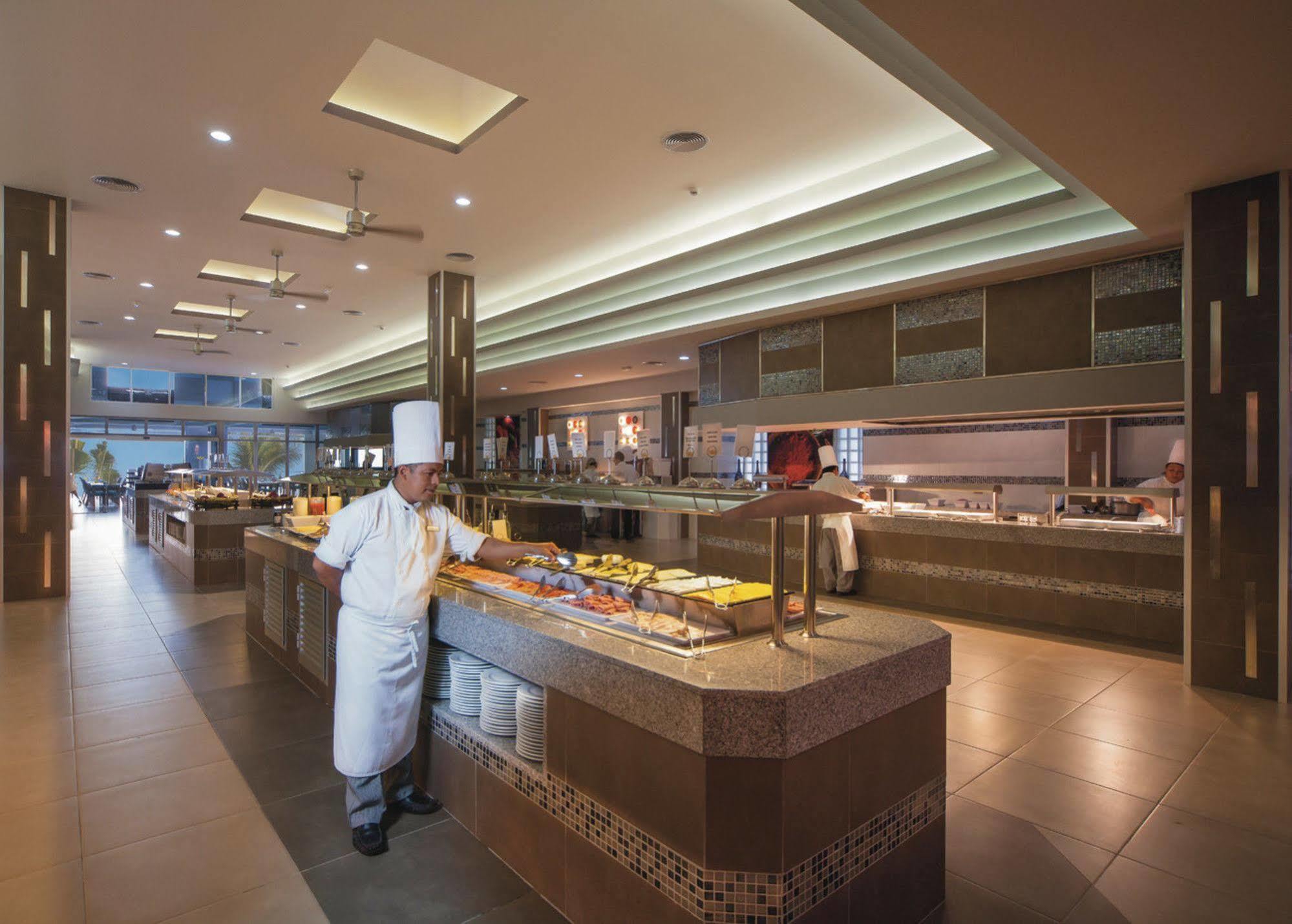 Hotel Riu (adults Only)