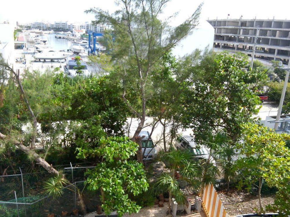 Punta Sam Hostel Cancun