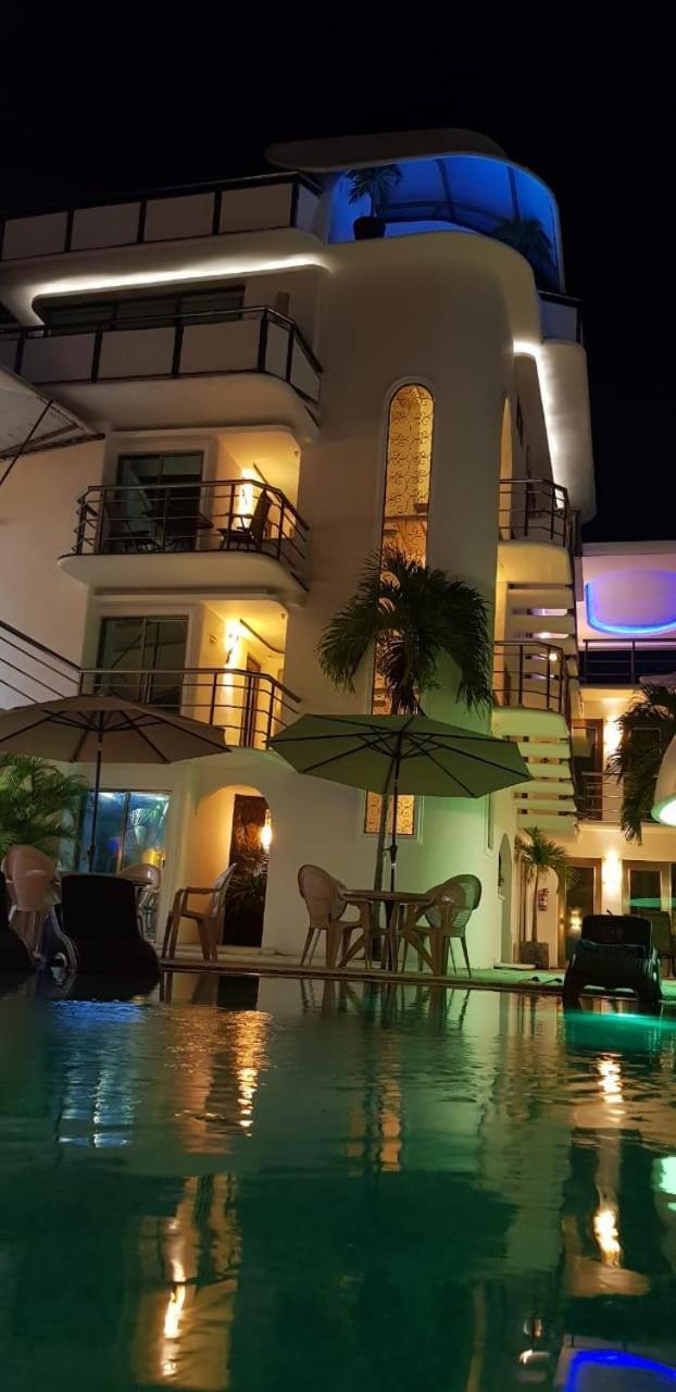 Blue Star Hotel Cancún