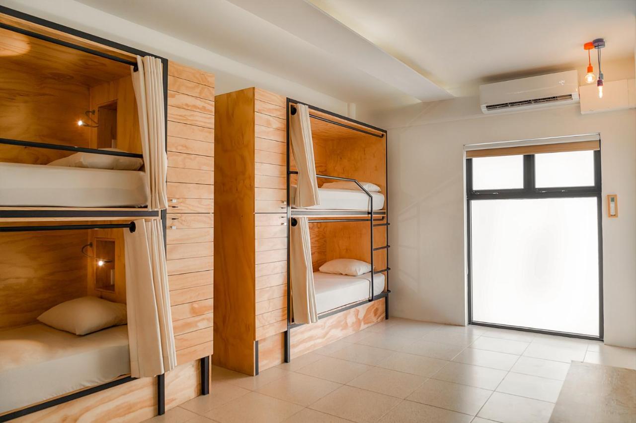 Hostal Nomads & Rooftop Pool Cancún