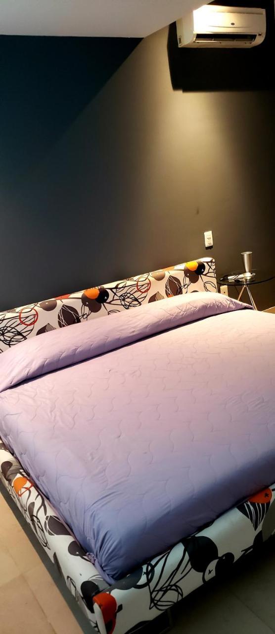 Malecon 9 Y 12 Apartamento