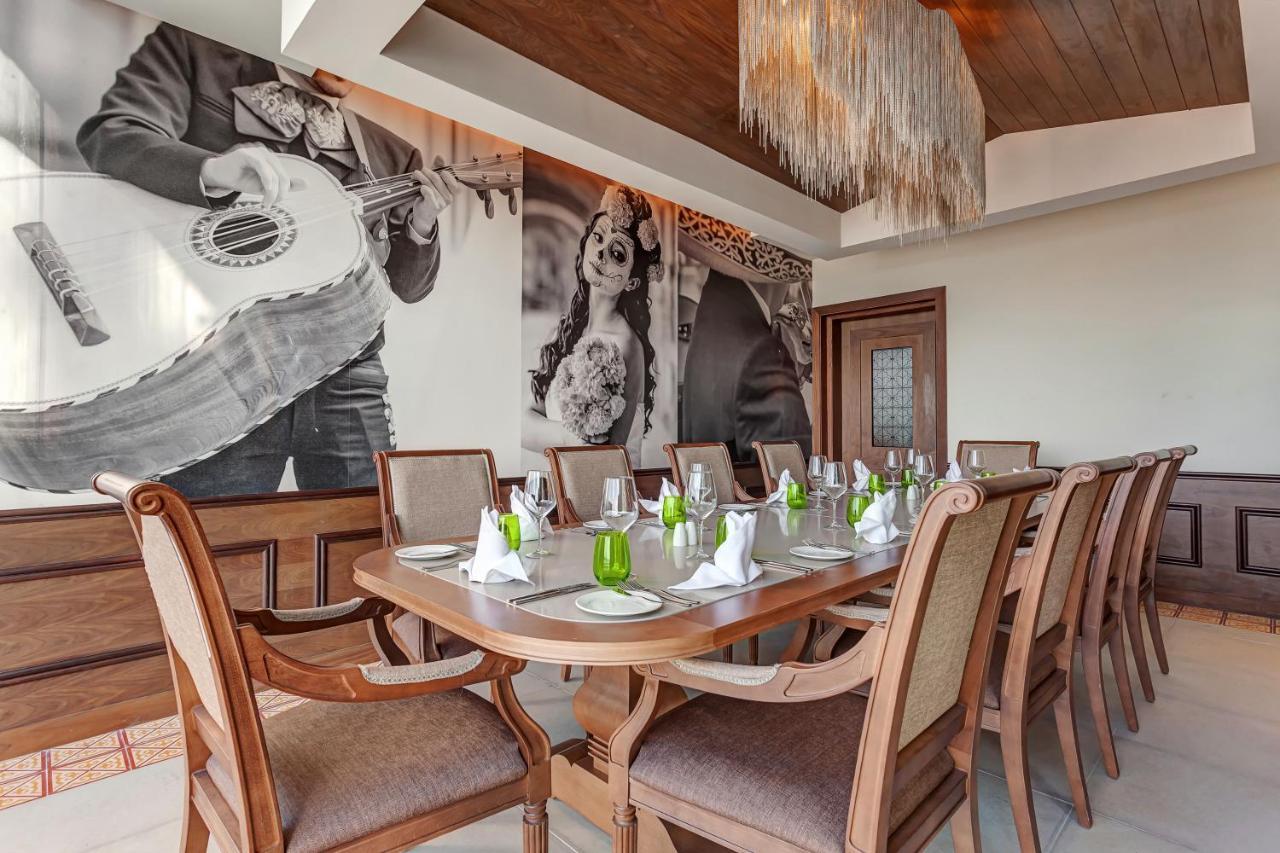 Resort Royalton Chic Cancun, An Autograph Collection - Adults Only