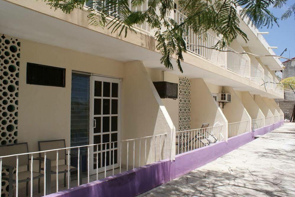Cotty Internacional 3* Cancún