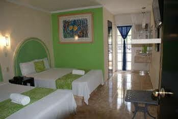 Cotty Internacional 3* Cancún