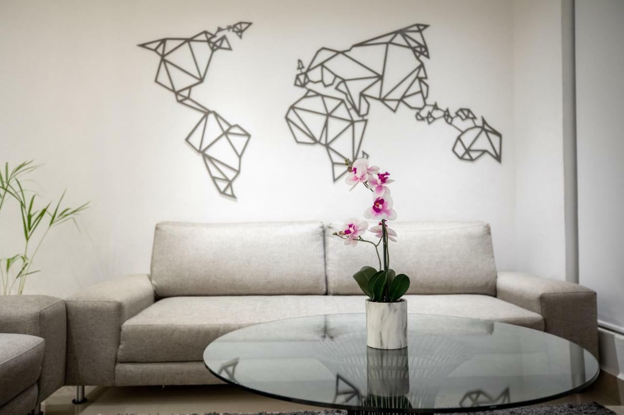 Departamento En De 2 Recamaras, Sala, Cocina, Tvs, Wifi Apartamento
