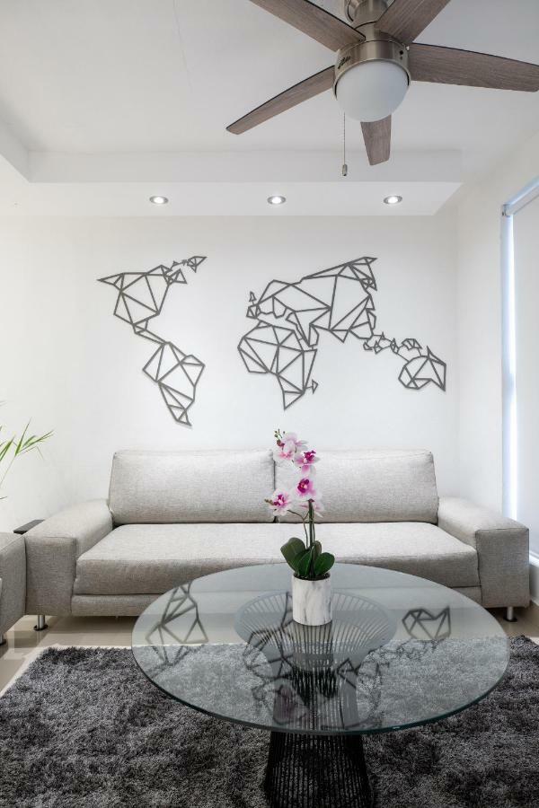 Departamento En De 2 Recamaras, Sala, Cocina, Tvs, Wifi Apartamento Cancún