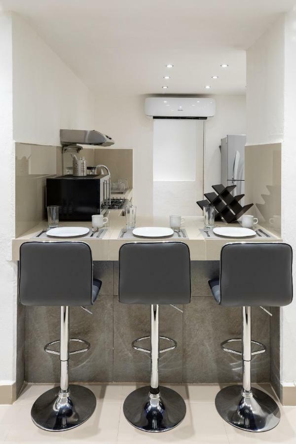 Departamento En De 2 Recamaras, Sala, Cocina, Tvs, Wifi Cancún