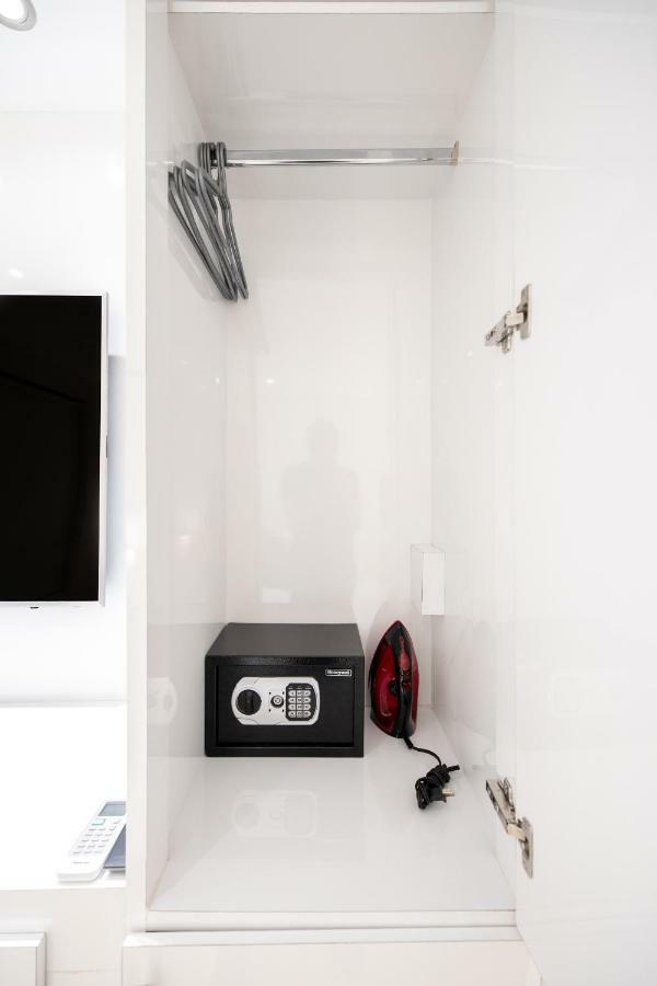 Departamento En De 2 Recamaras, Sala, Cocina, Tvs, Wifi *