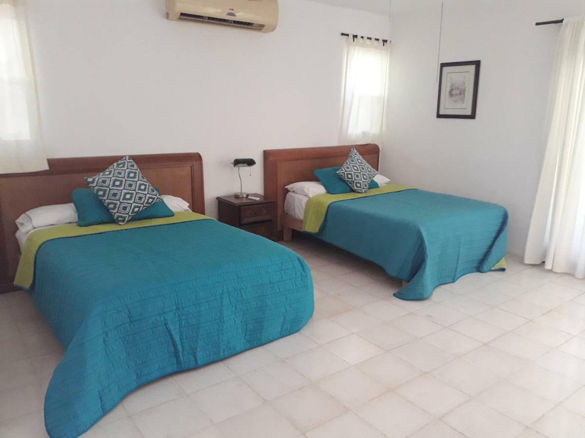 Airport Familiar Bed and breakfast Cancún
