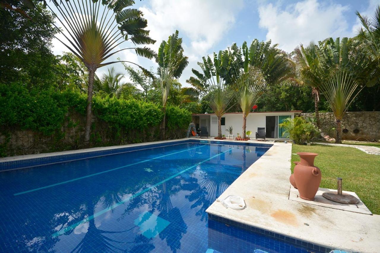 Airport Familiar Bed and breakfast Cancún