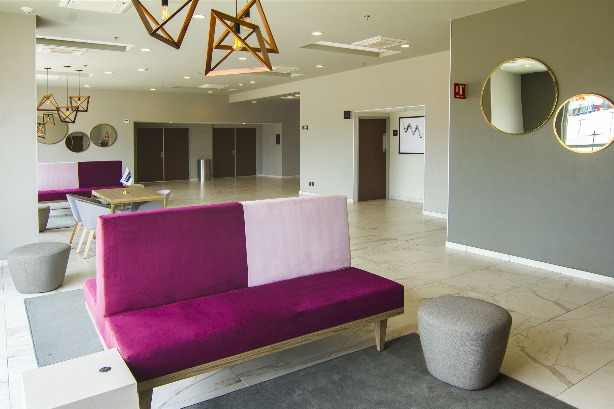 Express By Marriott Aeropuerto Riviera Hotel