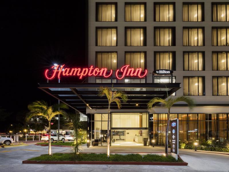 Hampton By Hilton Cumbres Hotel Cancún