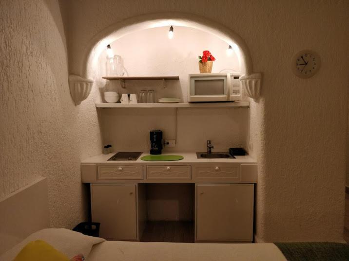 Cute, Kitchinette, Ocean Front Apartamento