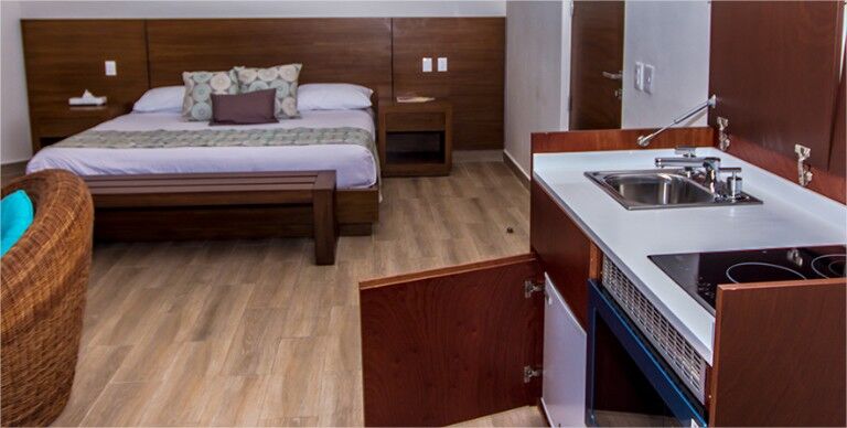 La Palma Beachfront & Club Nautico Hotel Cancún