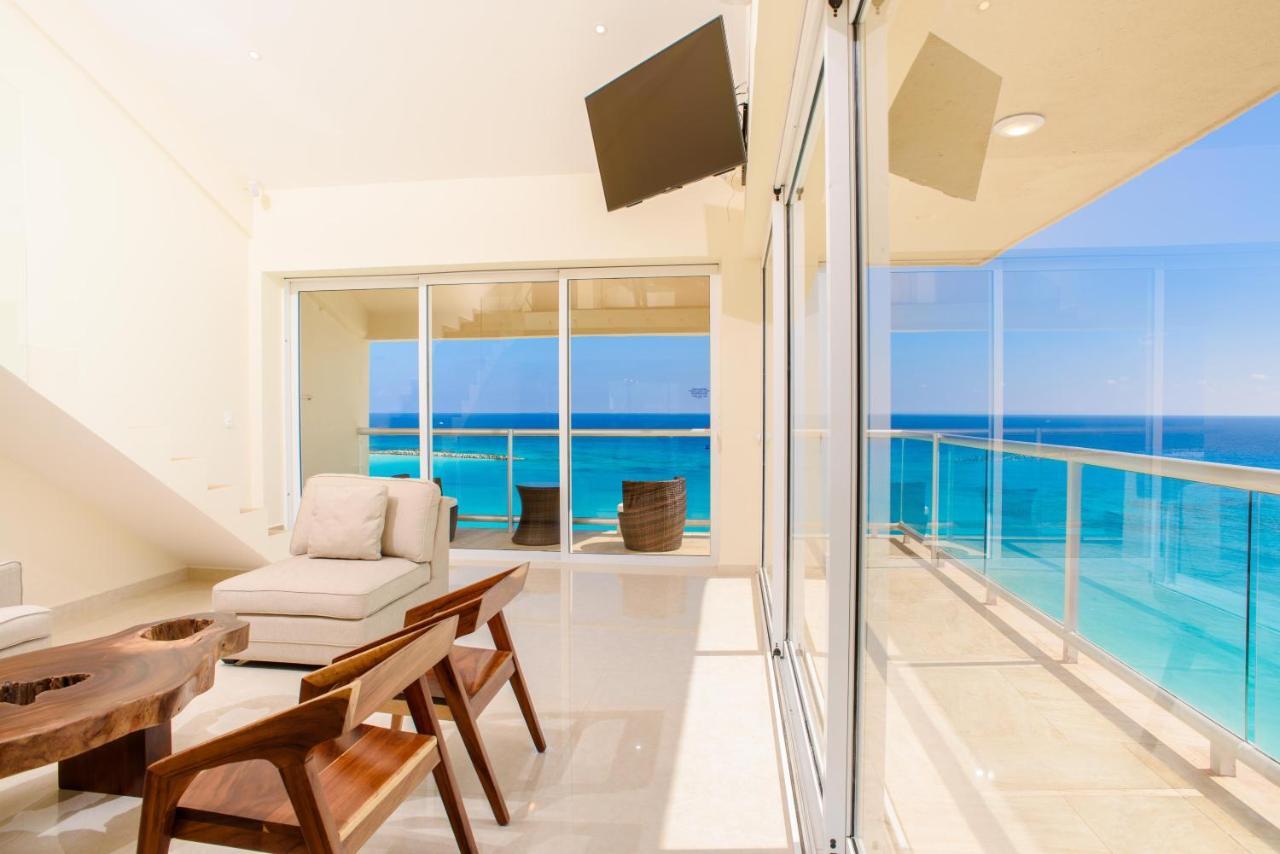 Apartahotel 2 Story Oceanfront Penthouses On Beach! Cancún