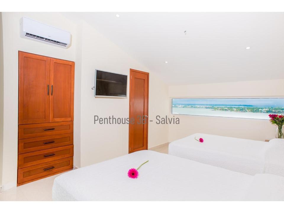 2 Story Oceanfront Penthouses On Beach! Apartahotel *