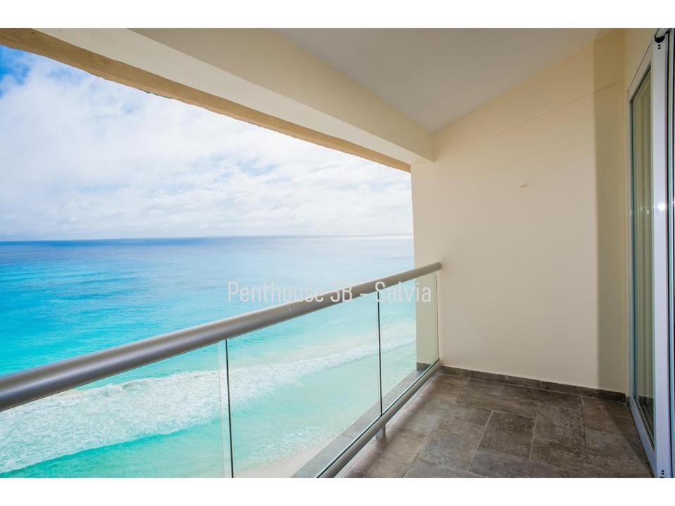 Apartahotel 2 Story Oceanfront Penthouses On Beach!