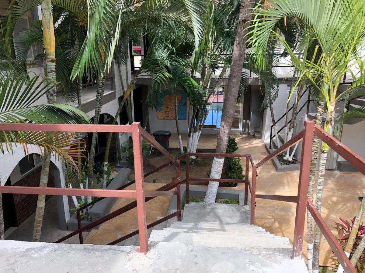 Azteca Hotel Cancún