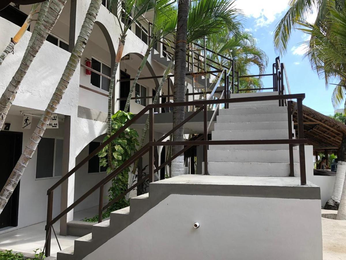 Hotel Azteca 2*