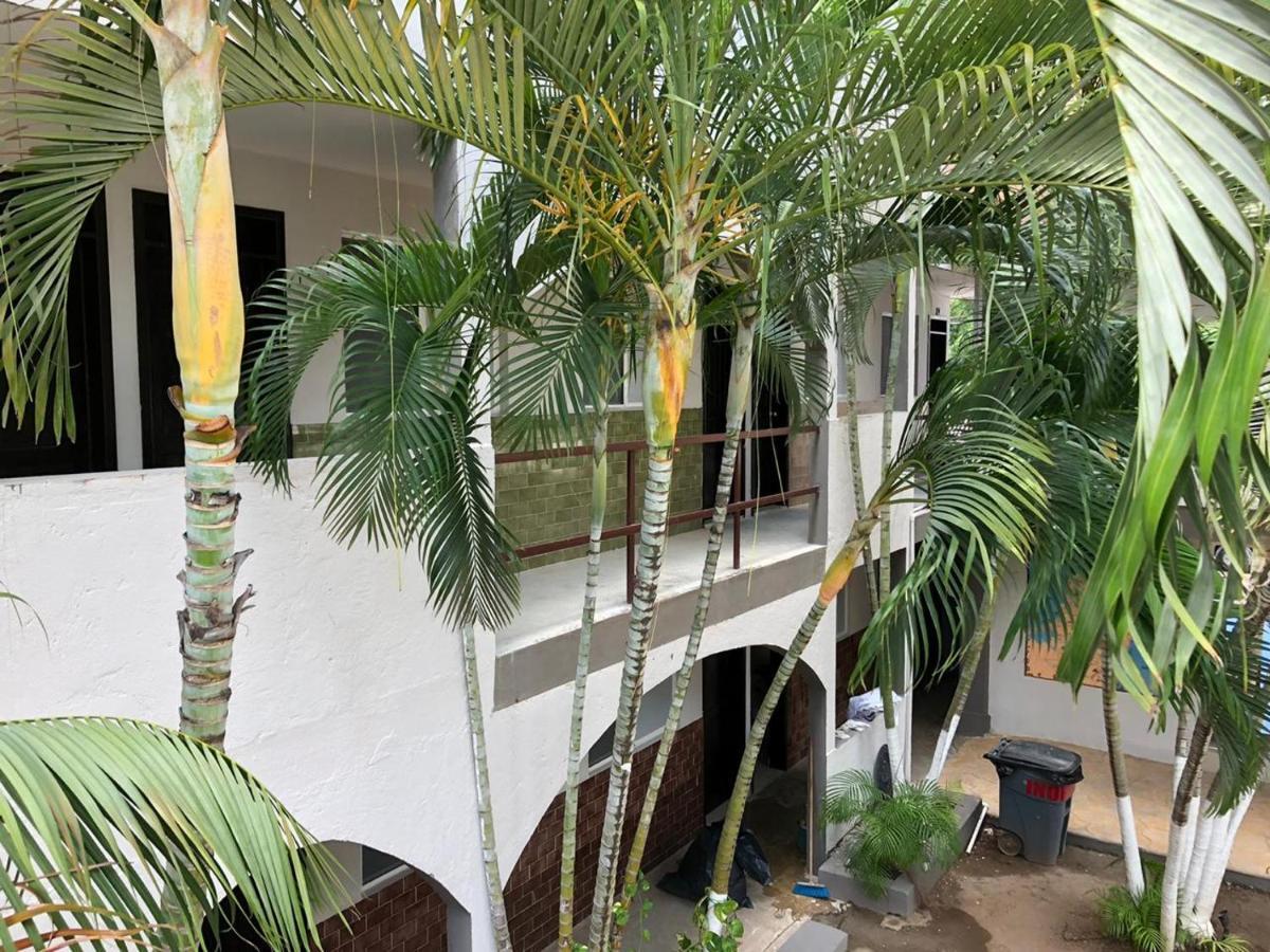Azteca 2* Cancún