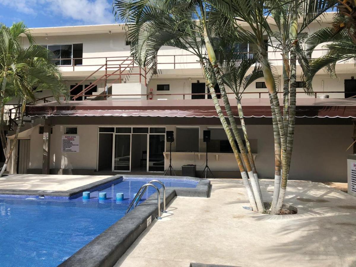 Azteca Hotel Cancún