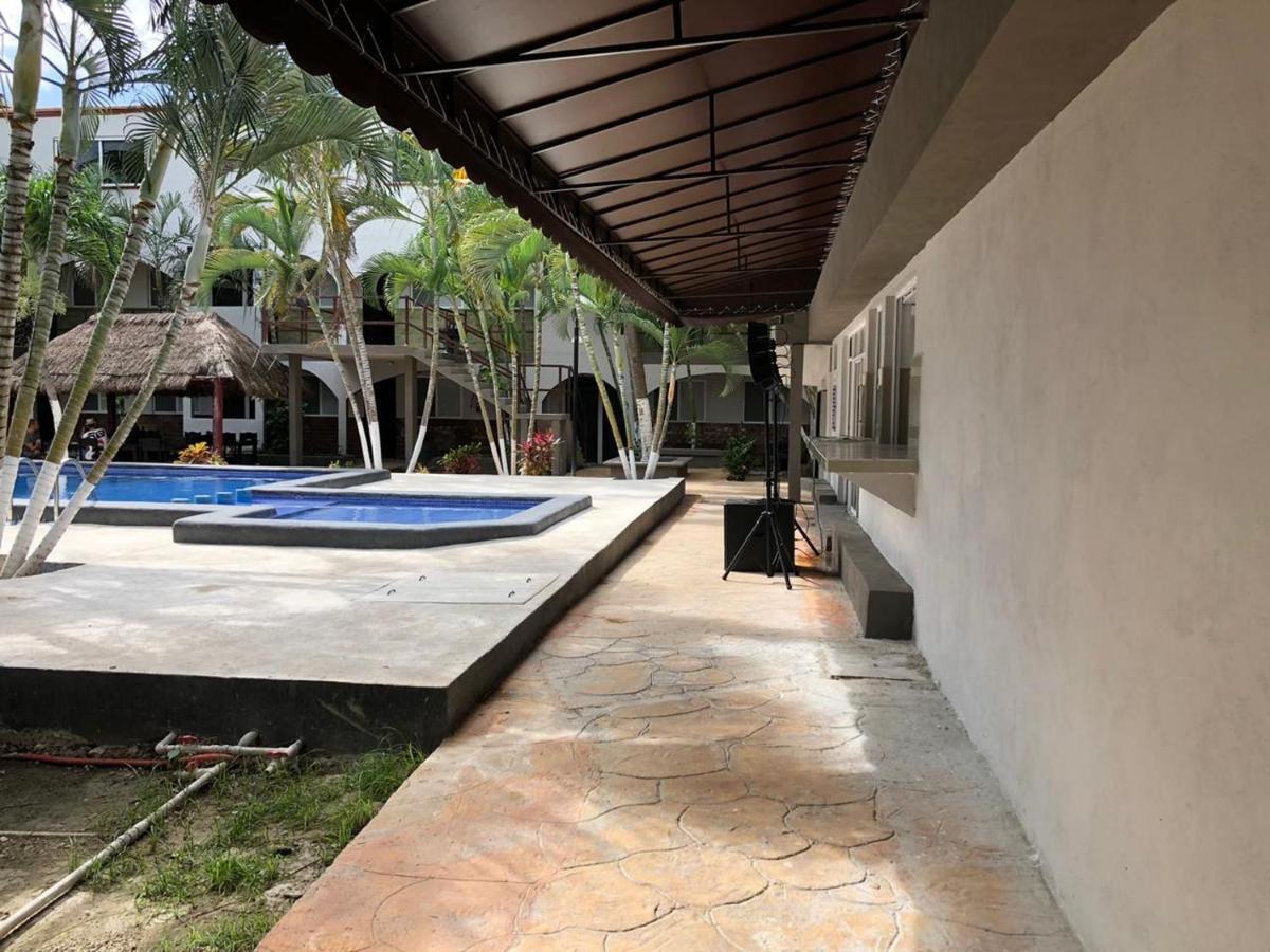 Azteca 2* Cancún
