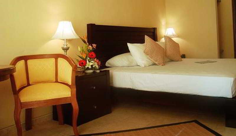 Hotel Sol Y Luna 3*