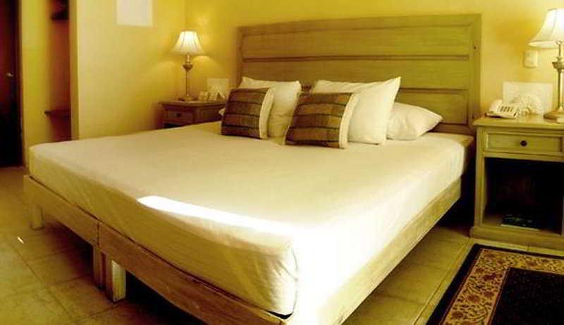 Hotel Sol Y Luna 3*